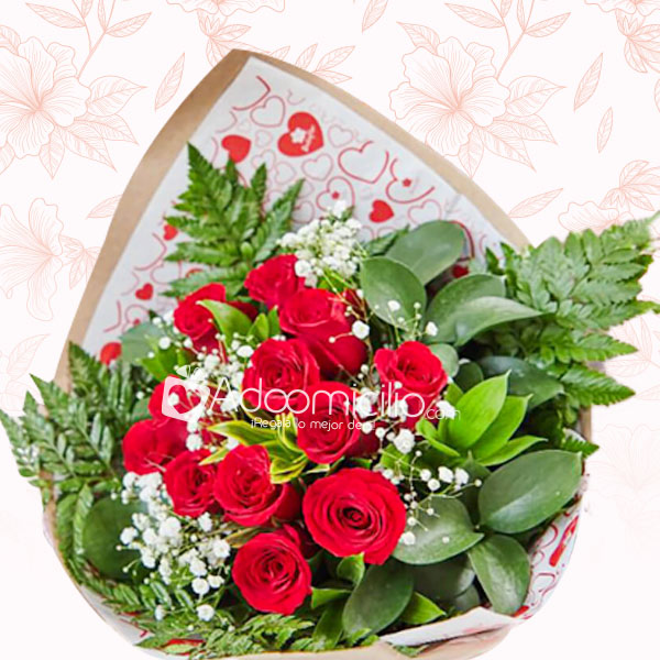 Bouquet Daniela 12 Rosas Rojas Arreglos Florales Dia de la Mujer a Domicilio en Bucaramanga